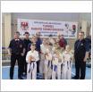 Galeria zdjęć: MIĘDZYZDROJE NA ZAWODACH KARATE W CHOSZCZNIE. Link otwiera powiększoną wersję zdjęcia.