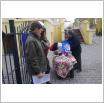 Galeria zdjęć: Zuchy i harcerze z Międzyzdrojów pomagają bezdomnym zwierzętom. Link otwiera powiększoną wersję zdjęcia.