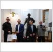 Galeria zdjęć: Międzyzdroje - w hołdzie bohaterom na Monte Cassino. Pomnik gen. Władysława Andersa jest w Międzyzdrojach. Link otwiera powiększoną wersję zdjęcia.