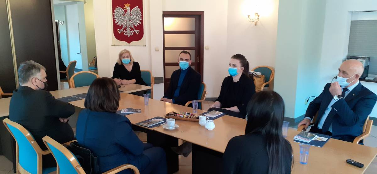 Galeria zdjęć: Nowi Partnerzy Międzyzdrojskiej Karty Mieszkańca. Link otwiera powiększoną wersję zdjęcia.